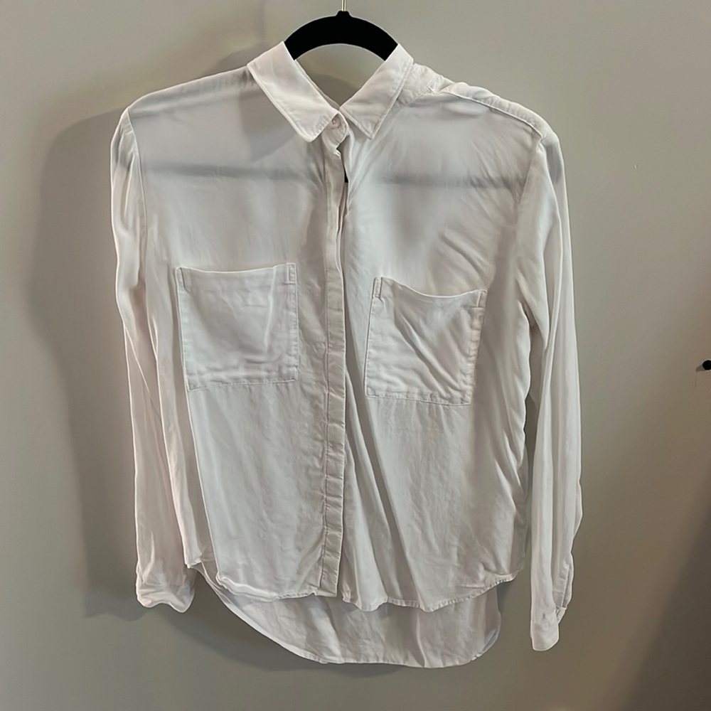 Cloth & Stone White Button Up Collared Long Sleeve with Pockets